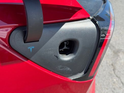 Used 2018 Tesla Model 3 image 10