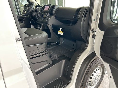 New 2026 RAM ProMaster 2500 w/ Convenience Group image 20