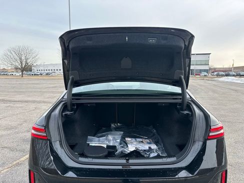 New 2026 BMW 530i xDrive w/ M Sport Package image 23