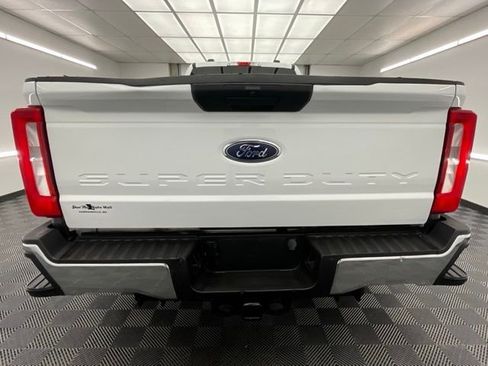 Used 2023 Ford F250 XLT AWD/4WD image 21