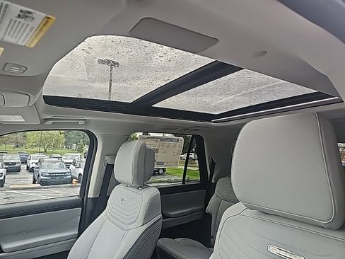 New 2026 Ford Expedition Platinum AWD/4WD image 10