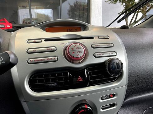 Used 2012 Mitsubishi i ES image 10