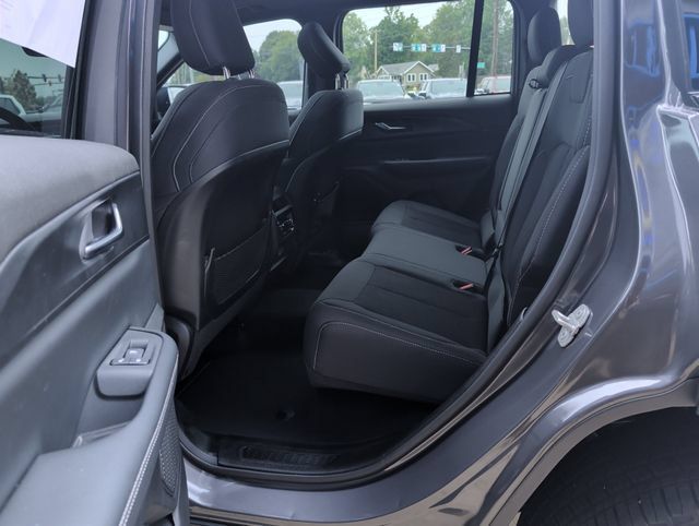 Used 2024 Jeep Grand Cherokee Laredo X w/ Luxury Tech Group I AWD/4WD image 23