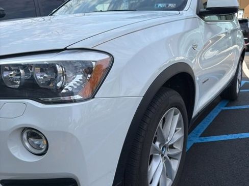 Used 2016 BMW X3 xDrive28i image 2