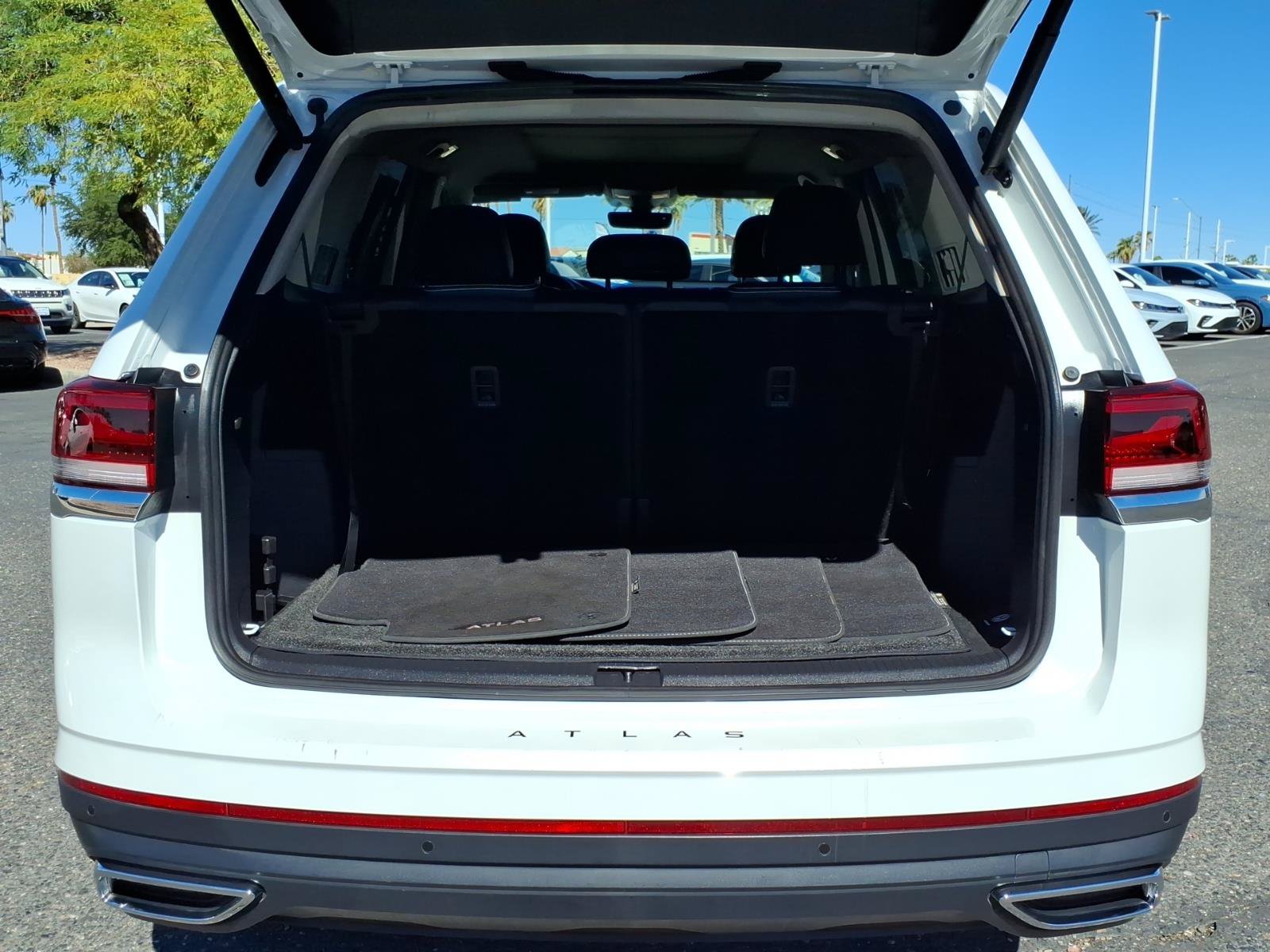 Certified 2023 Volkswagen Atlas SEL AWD/4WD image 18