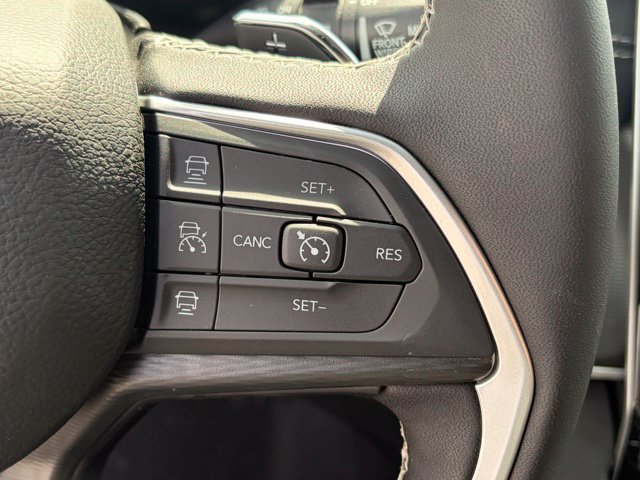 New 2026 Jeep Grand Cherokee Laredo X AWD/4WD image 18