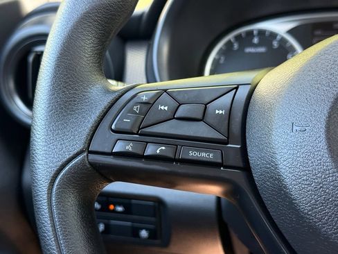 Used 2025 Nissan Kicks Play S FWD image 17