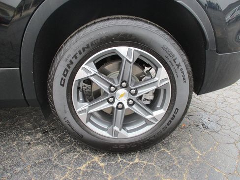Used 2023 Chevrolet Blazer LT AWD/4WD image 10