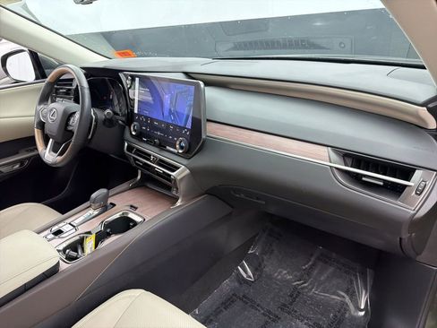 Used 2024 Lexus RX 350h w/ Accessory Package (2T) image 25