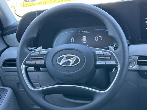 New 2025 Hyundai Palisade SE FWD image 22