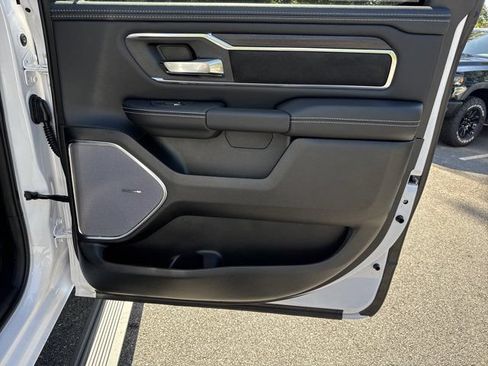 New 2027 RAM 1500 Laramie AWD/4WD image 15