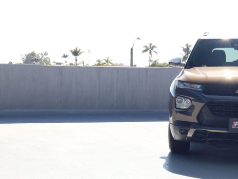 Used 2021 Chevrolet TrailBlazer ACTIV w/ Technology Package image 12