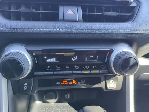 Certified 2025 Toyota RAV4 LE FWD image 23