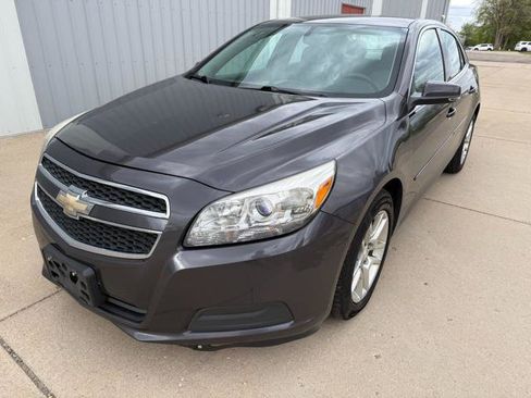Used 2013 Chevrolet Malibu LT w/ Power Convenience Package FWD image 3