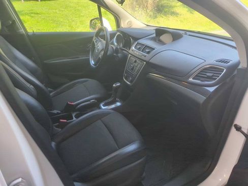 Used 2016 Buick Encore FWD image 16