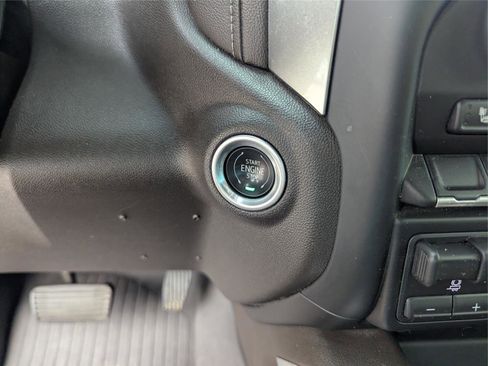 Used 2021 Chevrolet Silverado 1500 LTZ image 23