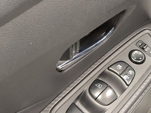 Used 2024 Nissan Versa SV image 27