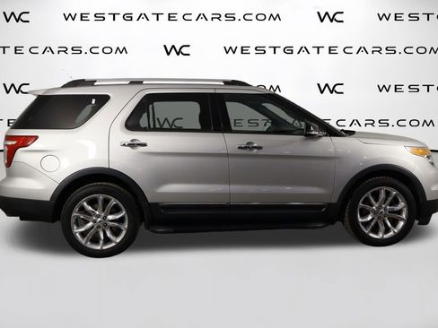 Used 2014 Ford Explorer XLT w/ Equipment Group 202A image 41