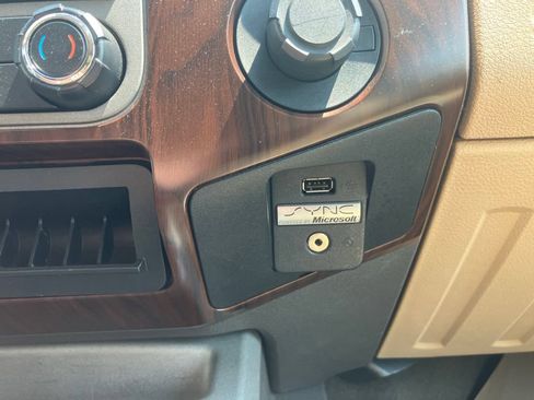 Used 2012 Ford F250 Lariat w/ Chrome Pkg AWD/4WD image 17