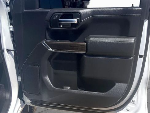 Used 2019 Chevrolet Silverado 1500 LT w/ Texas Edition RWD image 23