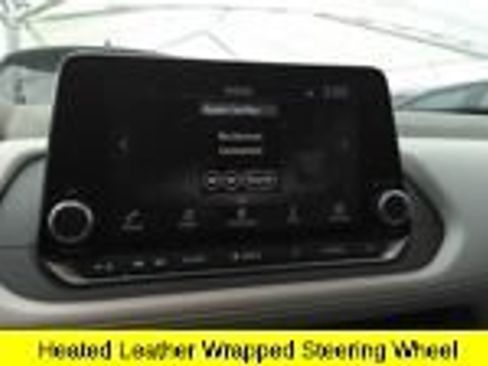 Used 2023 Nissan Rogue SV w/ SV Premium B Package FWD image 10