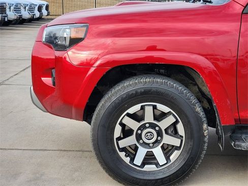 Certified 2024 Toyota 4Runner TRD Off-Road Premium image 5