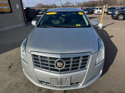 Used 2014 Cadillac XTS Luxury image 2
