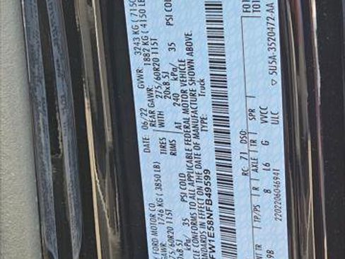 Certified 2022 Ford F150 Platinum w/ Equipment Group 701A High image 30