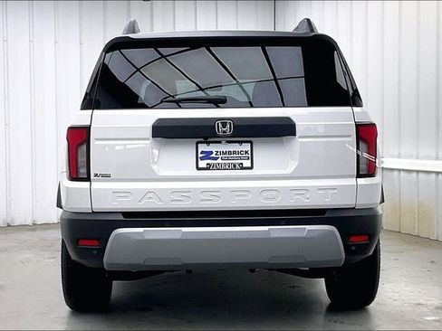 Certified 2026 Honda Passport RTL image 4