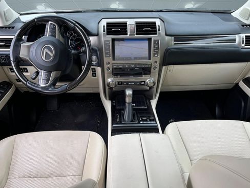Used 2021 Lexus GX 460 Premium w/ Premium Package AWD/4WD image 7