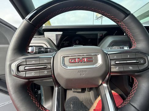 Used 2026 GMC Yukon AT4 Ultimate AWD/4WD image 20
