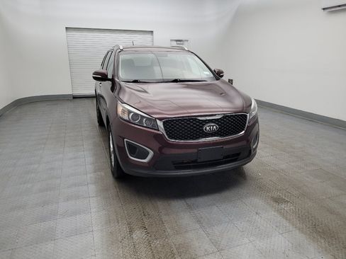 Used 2016 Kia Sorento FWD image 14