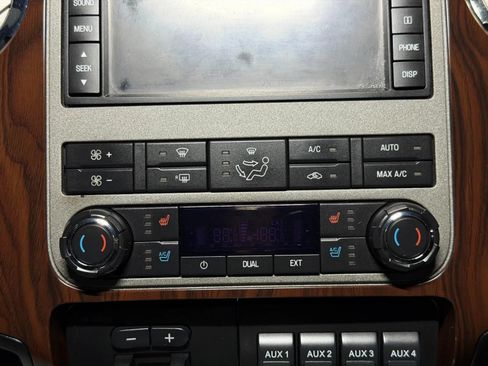 Used 2012 Ford F350 Lariat w/ Lariat Ultimate Pkg AWD/4WD image 32
