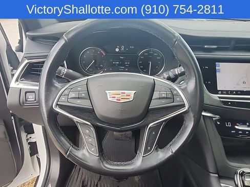Used 2020 Cadillac XT5 Premium Luxury AWD/4WD image 10