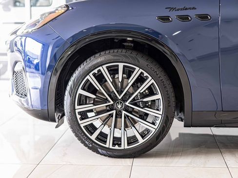 New 2025 Maserati Grecale Modena image 8