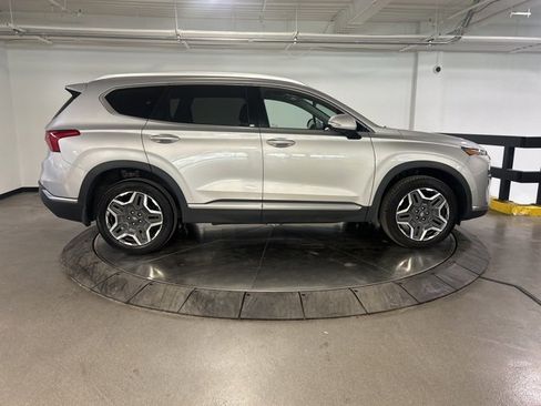 Used 2021 Hyundai Santa Fe Limited image 9