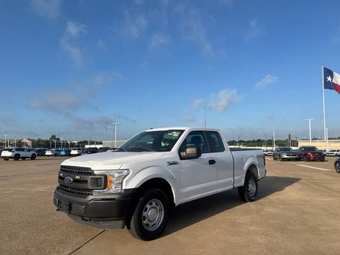 Used 2018 Ford F150 XL w/ XL Power Equipment Group AWD/4WD image 4