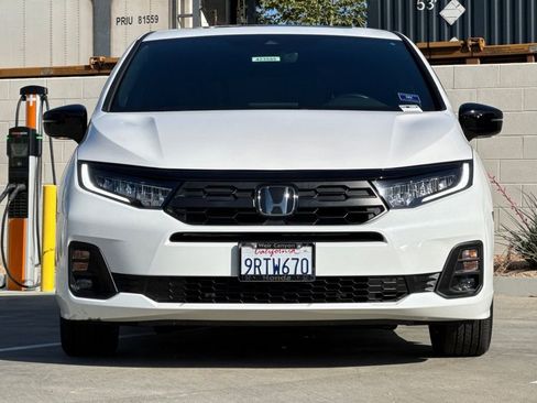 Certified 2025 Honda Odyssey Sport-L image 12