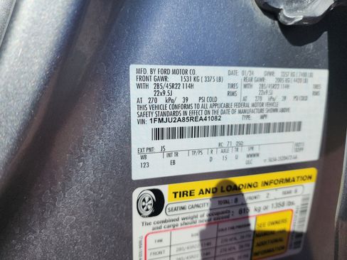 Used 2024 Ford Expedition Limited image 25