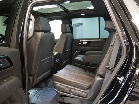 New 2026 Chevrolet Tahoe High Country w/ Sun And Tow Package AWD/4WD image 18