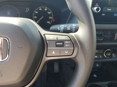 New 2026 Honda HR-V LX image 17