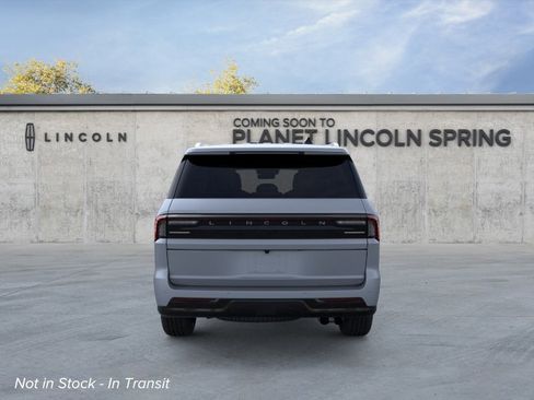 New 2026 Lincoln Navigator Reserve AWD/4WD image 5