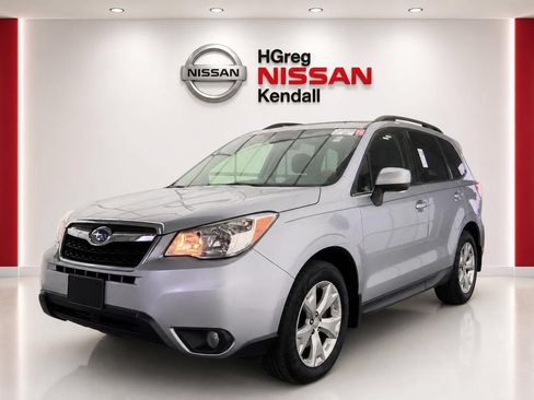 Used 2016 Subaru Forester 2.5i Limited AWD/4WD image 3