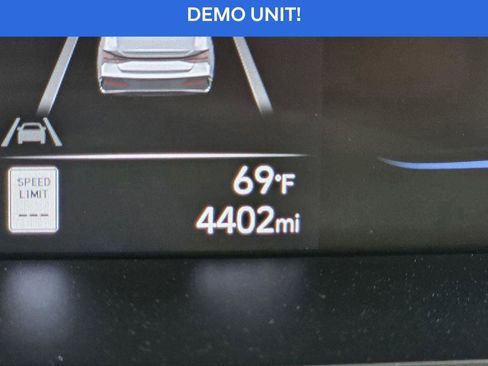 Certified 2025 Hyundai Elantra Sport FWD image 32