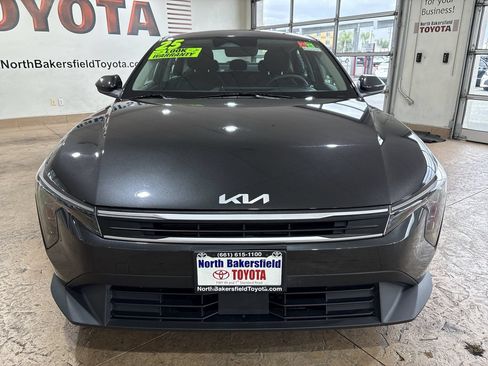 Used 2025 Kia K4 FWD image 5