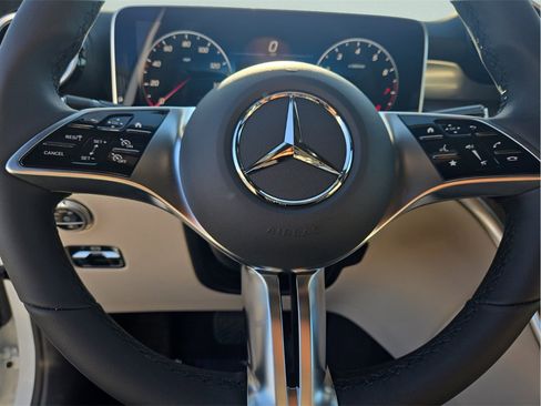 New 2026 Mercedes-Benz GLC 300 image 25