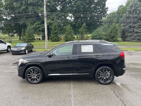 Certified 2023 GMC Terrain Denali w/ Black Diamond Edition AWD/4WD image 6