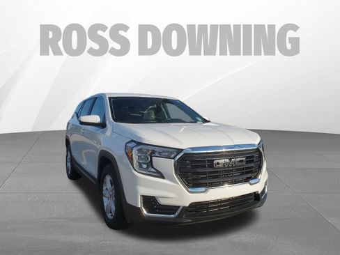 Used 2022 GMC Terrain SLE image 3