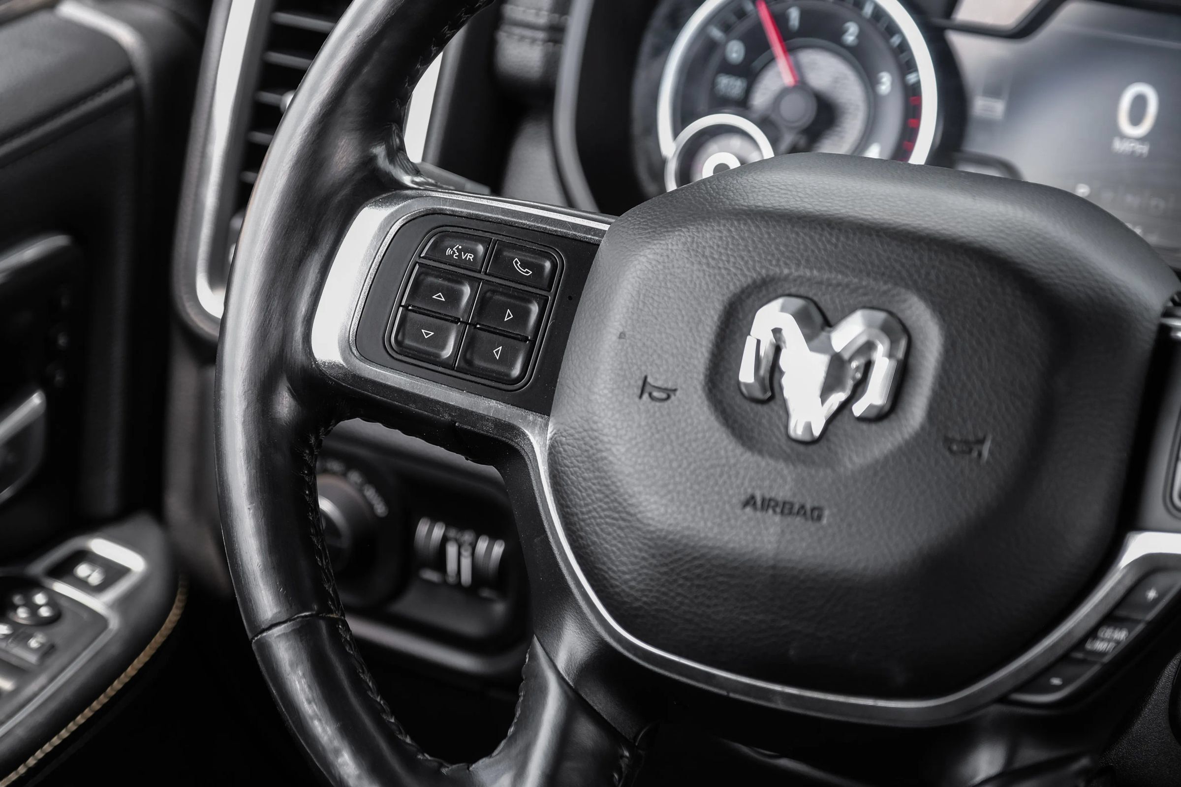Used 2019 RAM 3500 Laramie AWD/4WD image 20