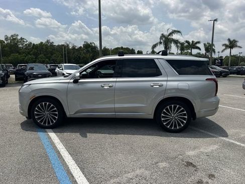 Used 2023 Hyundai Palisade Calligraphy FWD image 11